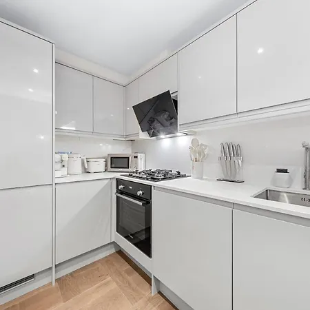 Tranquil 2 Bedroom Apartment Close To St. Paul'S Cathedral Londen Buitenkant foto