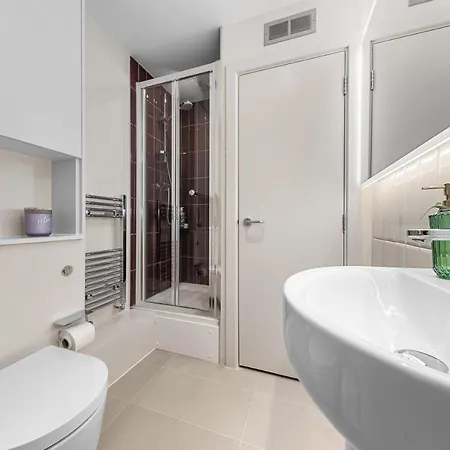 Tranquil 2 Bedroom Apartment Close To St. Paul'S Cathedral Londen Buitenkant foto
