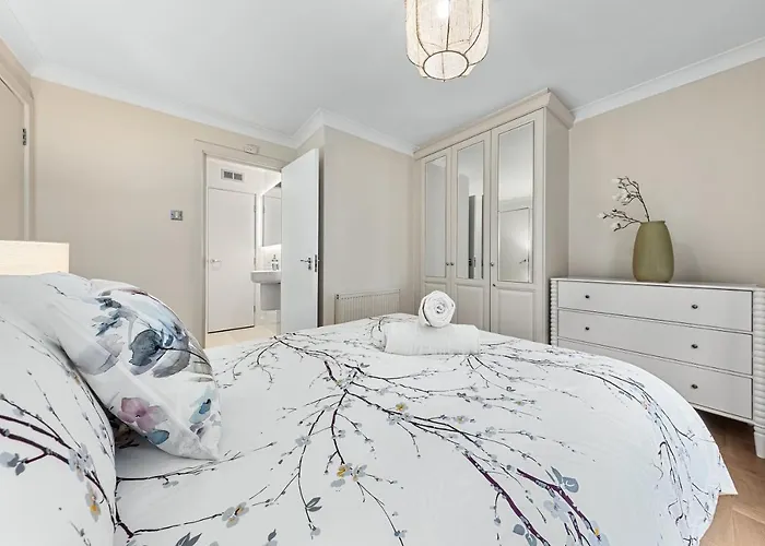 Tranquil 2 Bedroom Apartment Close To St. Paul\'S Cathedral